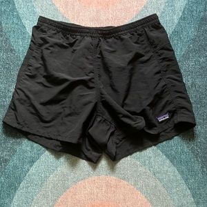 Patagonia Baggies, womens sz M, black, good condition
